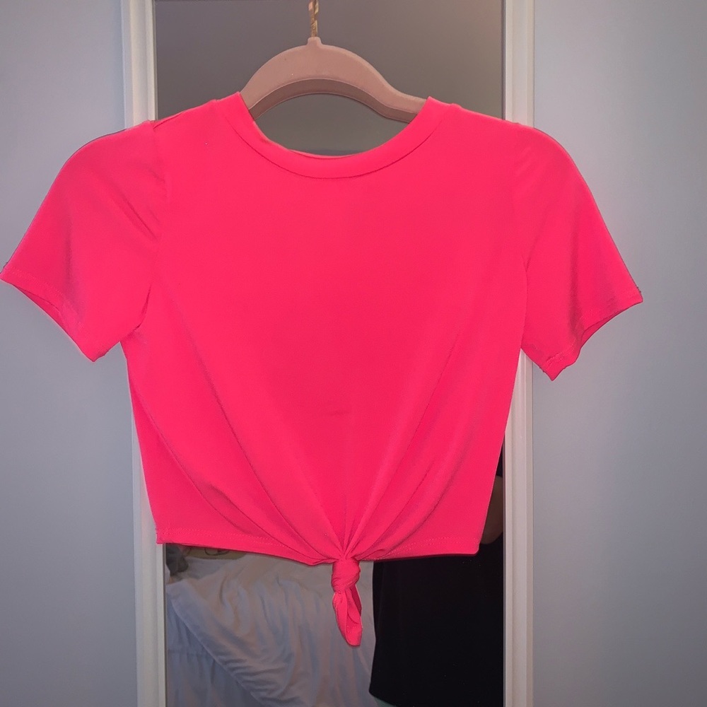 🌸Neon Pink🌸 Crop Knot Tee